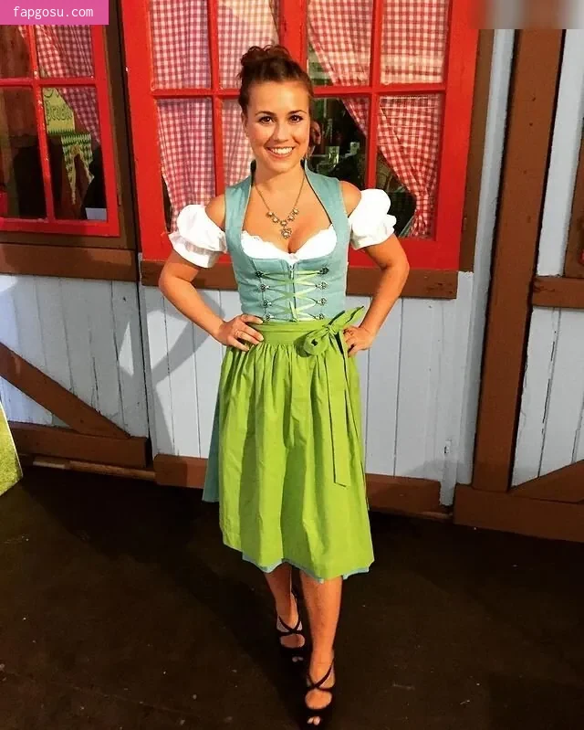 Sarah Tkotsch