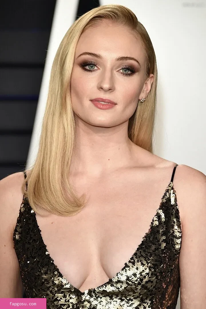 Sophie Turner - Photo #124
