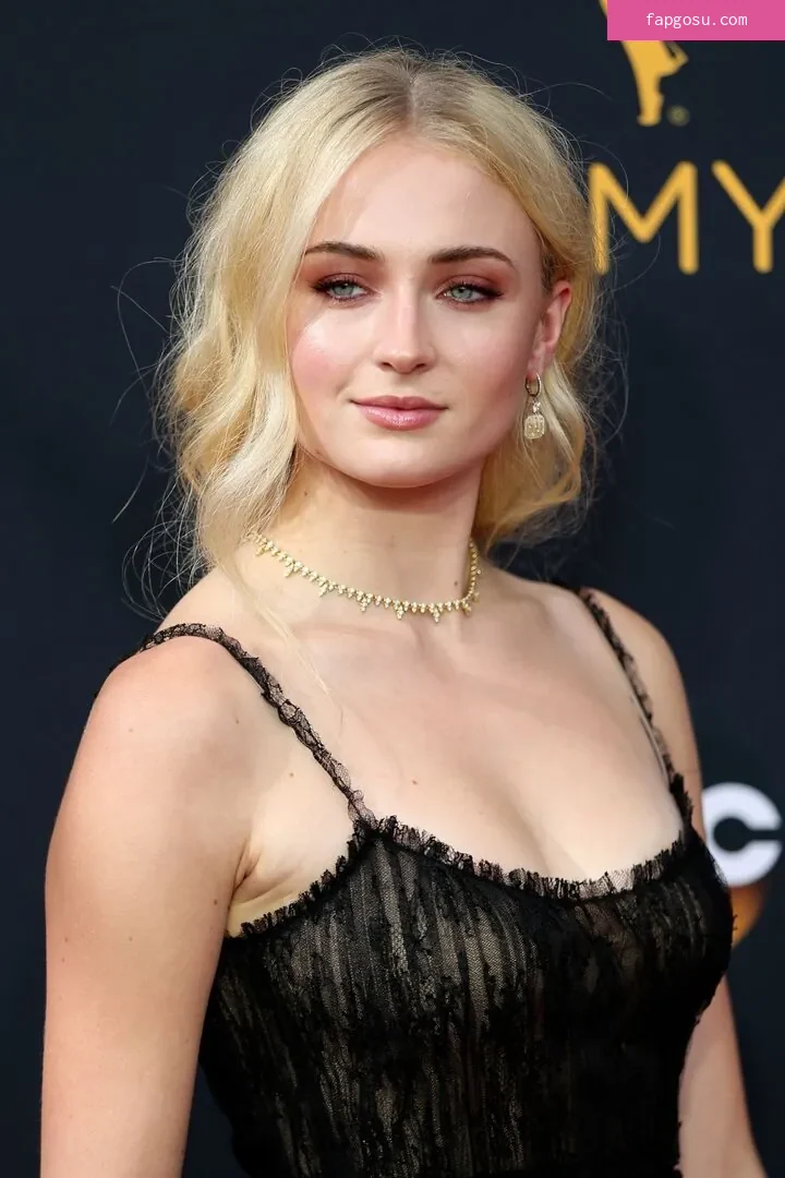 Sophie Turner - Photo #126