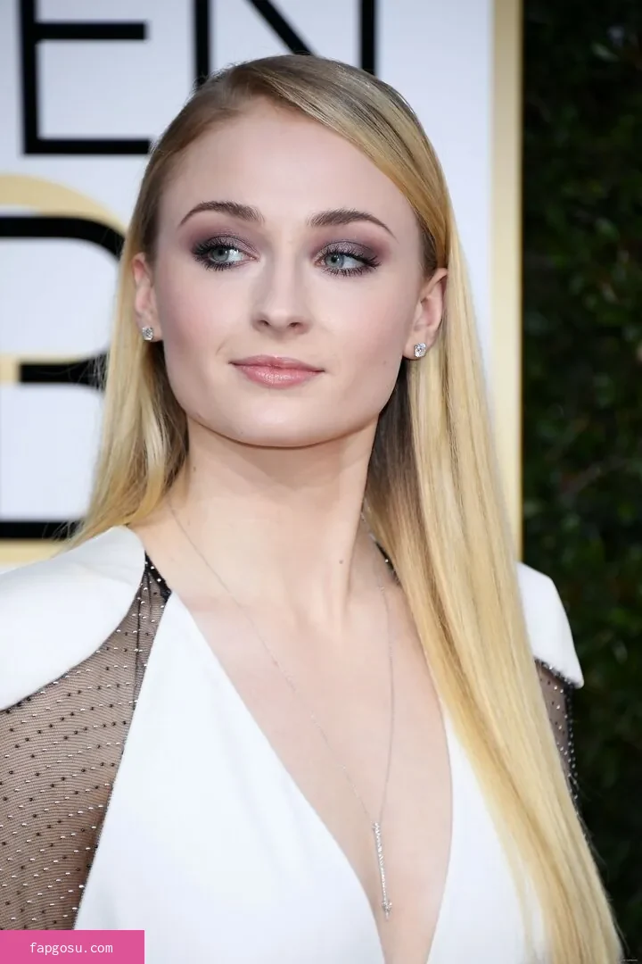 Sophie Turner - Photo #14