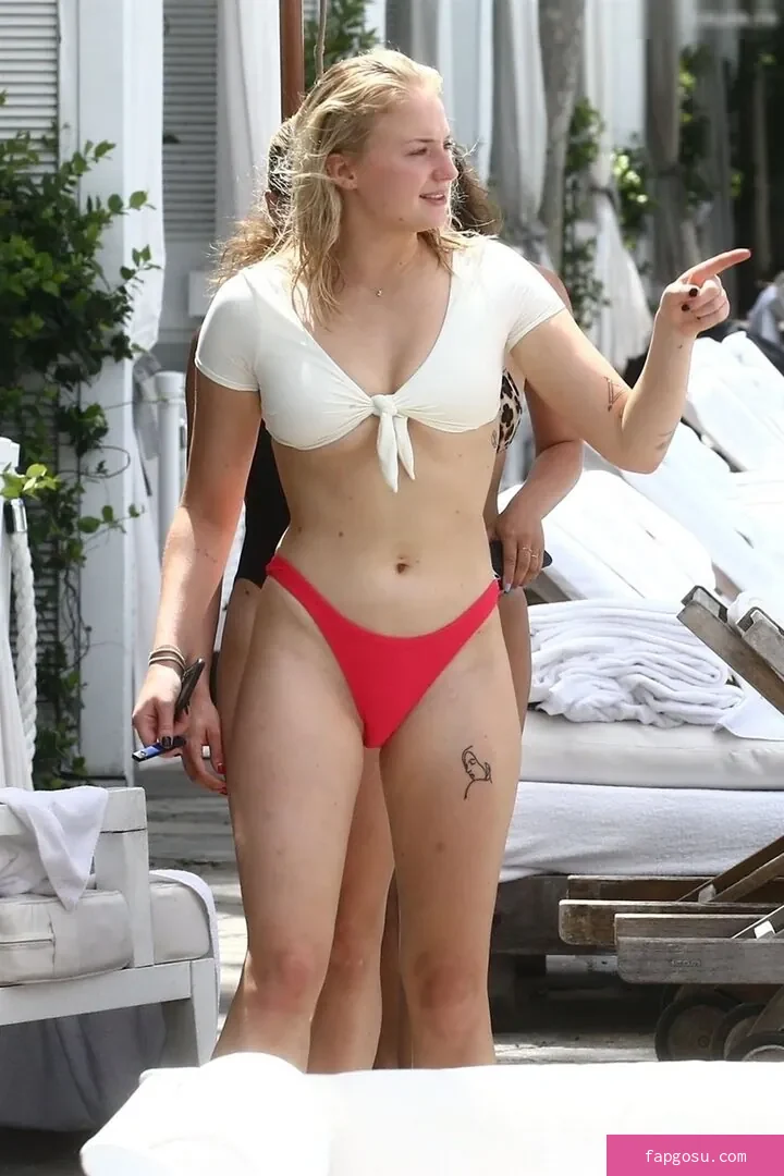 Sophie Turner - Photo #142
