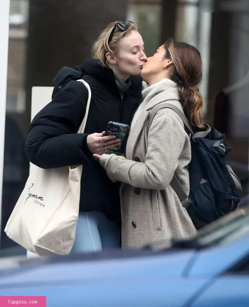 Sophie Turner - Photo #212