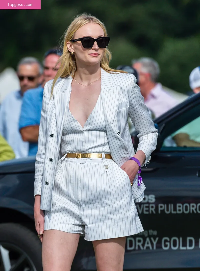 Sophie Turner - Photo #234