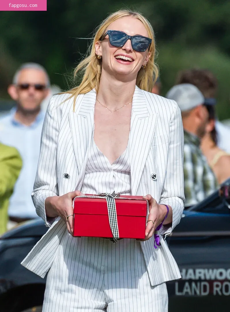 Sophie Turner - Photo #236