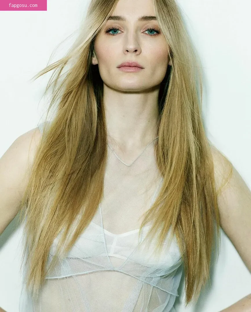 Sophie Turner - Photo #25