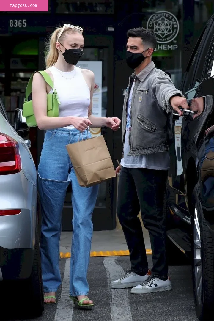 Sophie Turner - Photo #280