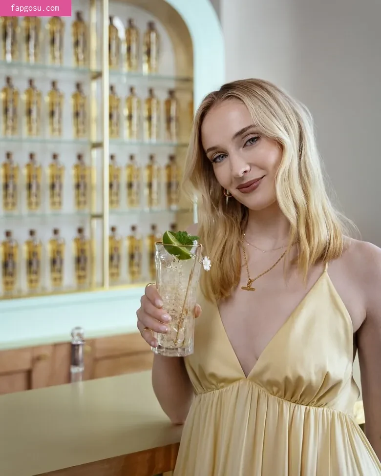 Sophie Turner - Photo #298