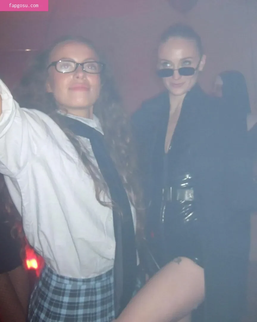 Sophie Turner - Photo #337