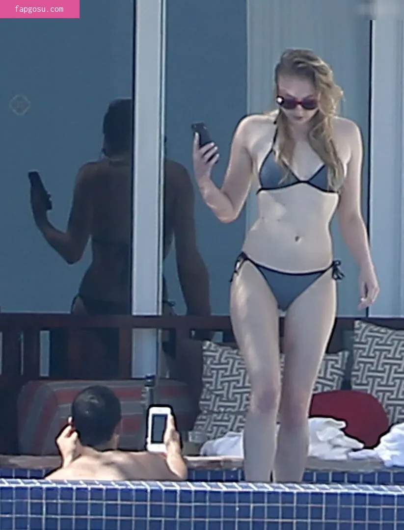 Sophie Turner - Photo #347