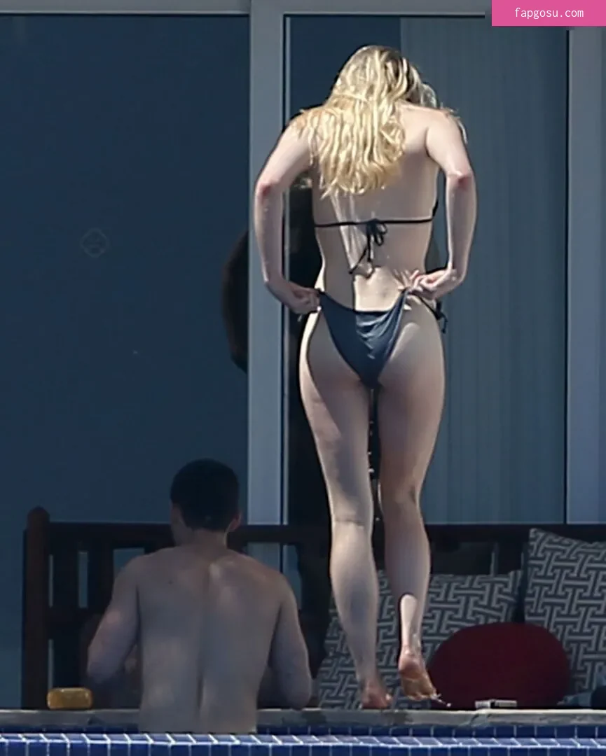 Sophie Turner - Photo #361
