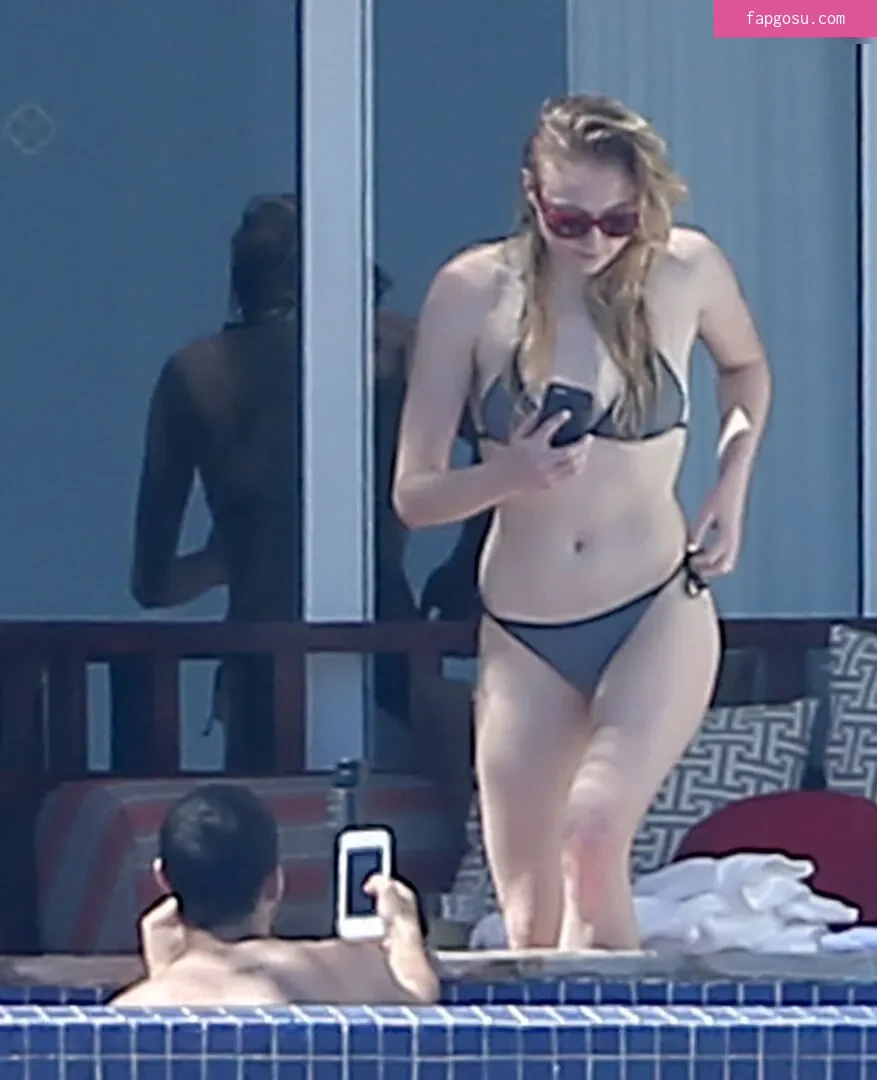 Sophie Turner - Photo #363