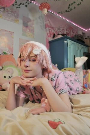 Strawbabyboy content
