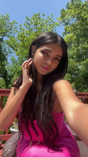Summer Taylor content