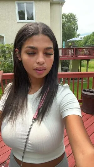 Summer Taylor content