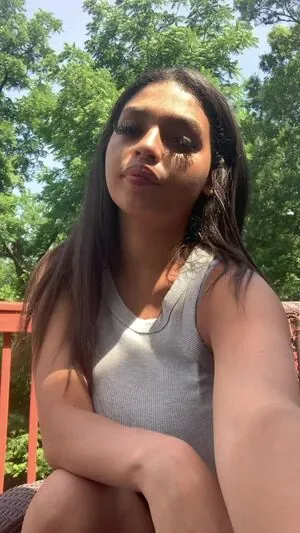 Summer Taylor content