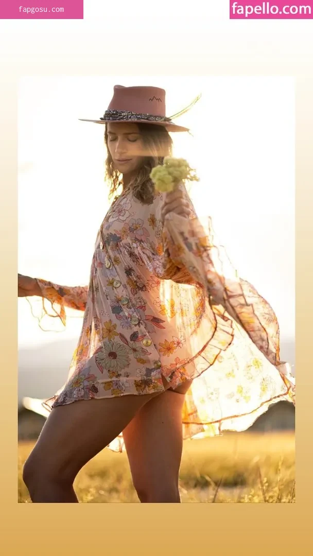 Shantel VanSanten