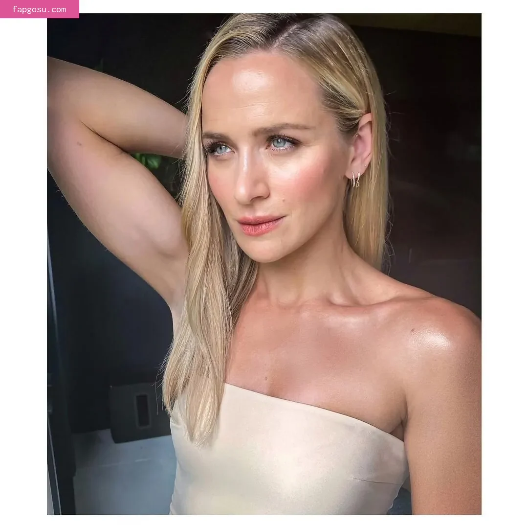Shantel VanSanten