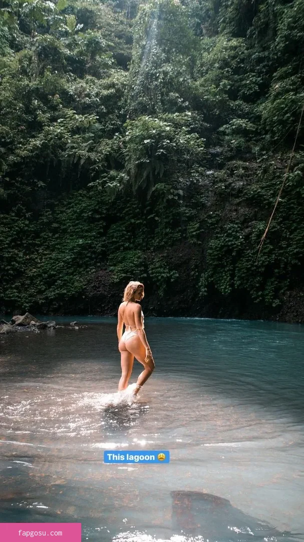 Shantel VanSanten - Photo #121