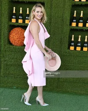 Shantel VanSanten