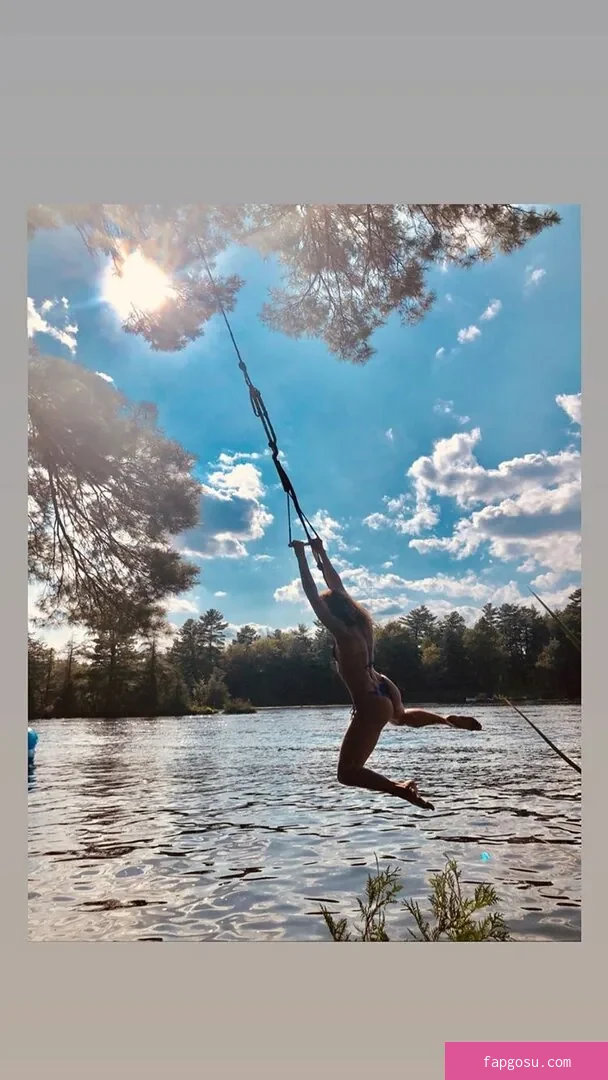 Shantel VanSanten