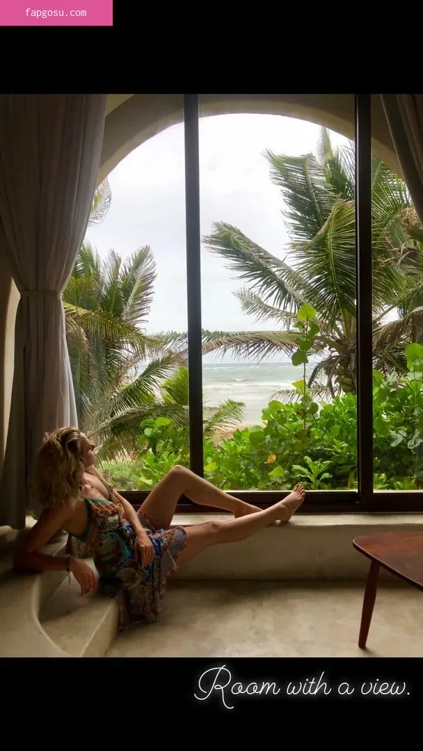 Shantel VanSanten