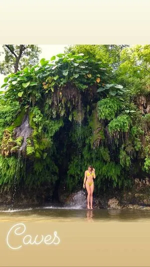 Shantel VanSanten
