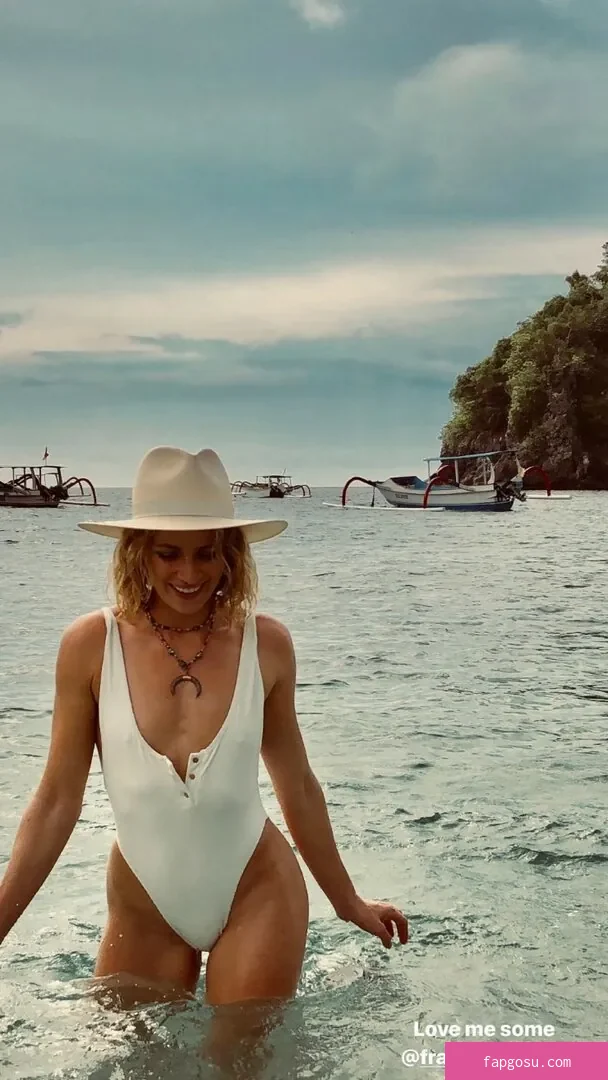 Shantel VanSanten - Photo #595