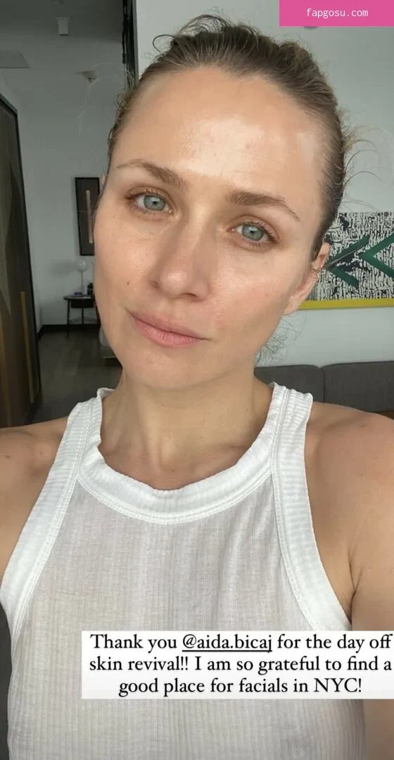 Shantel VanSanten