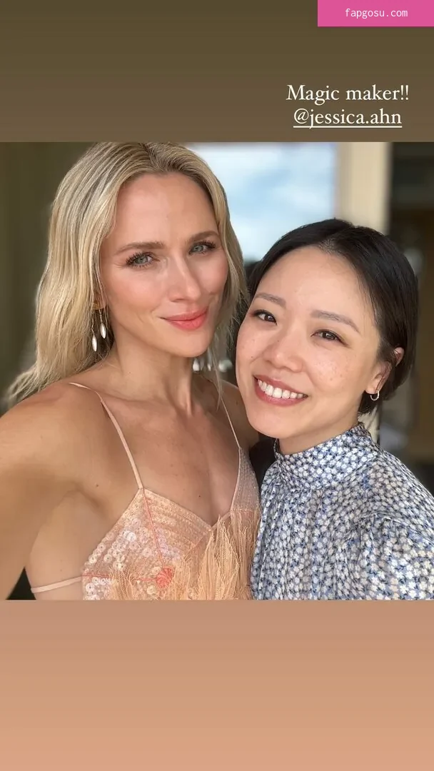 Shantel VanSanten