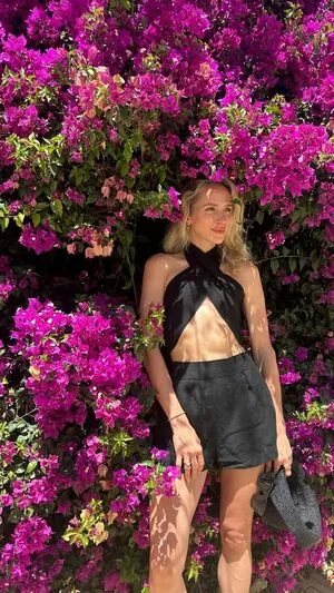 Shantel VanSanten