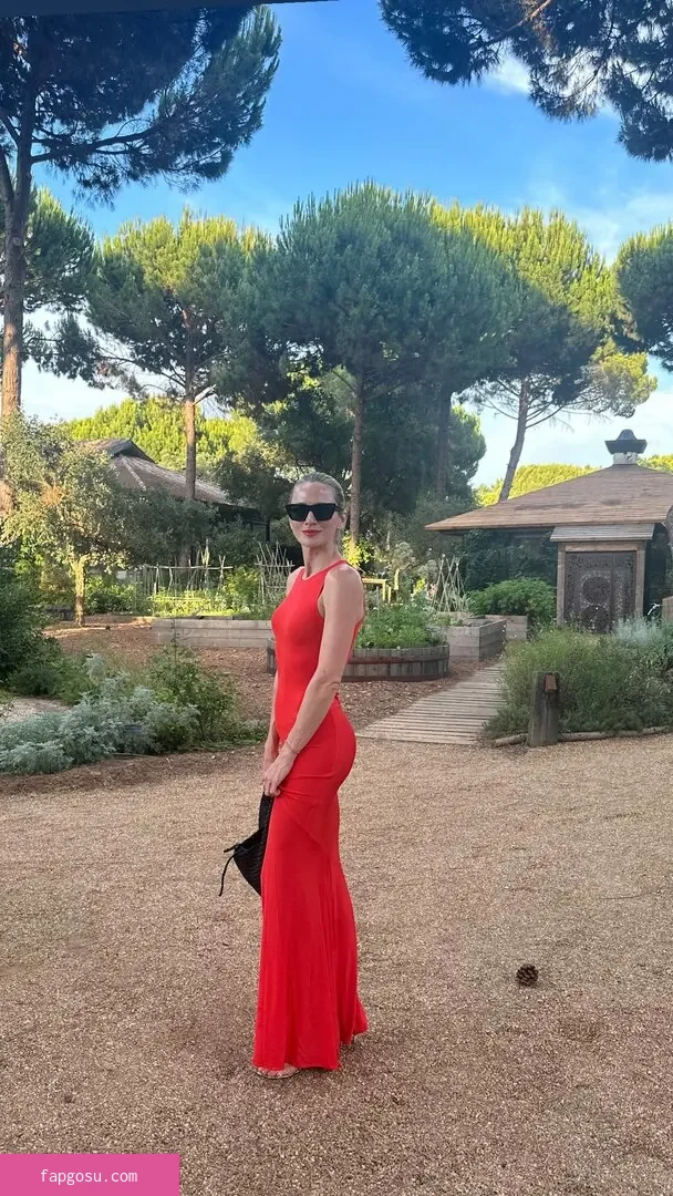 Shantel VanSanten