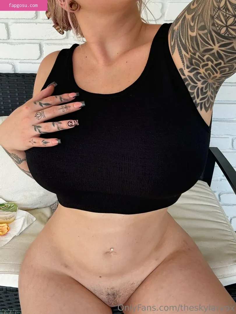 Skylar Vox