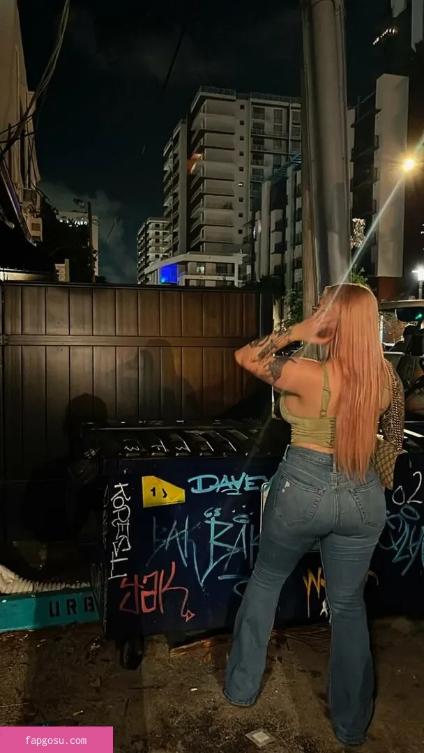 Skylar Vox