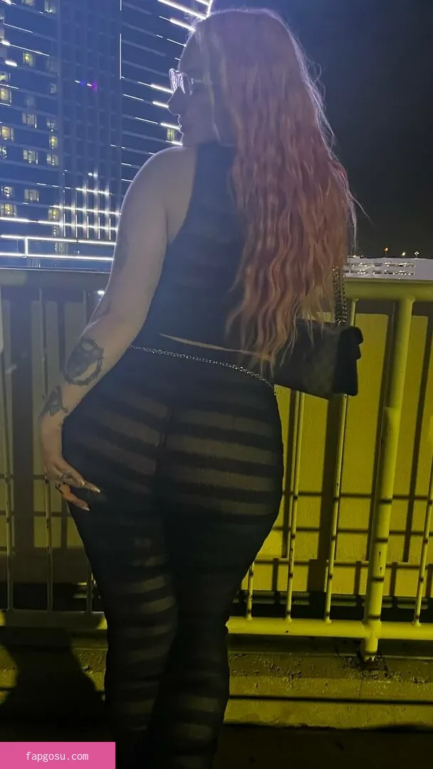 Skylar Vox