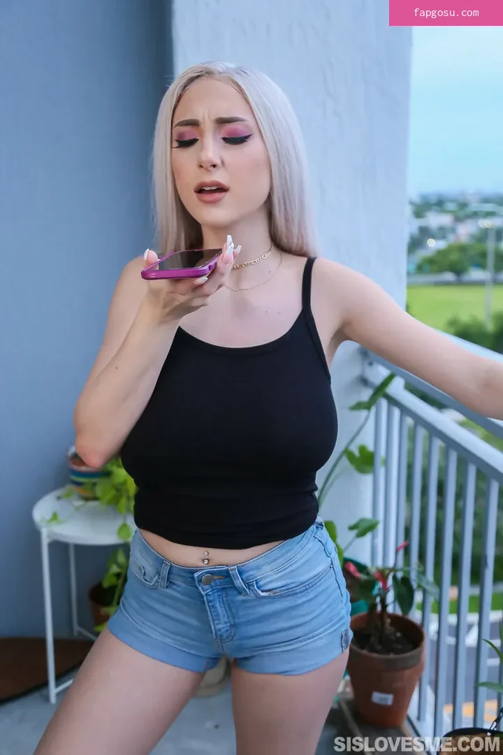 Skylar Vox