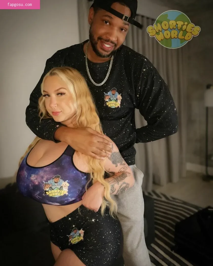 Skylar Vox