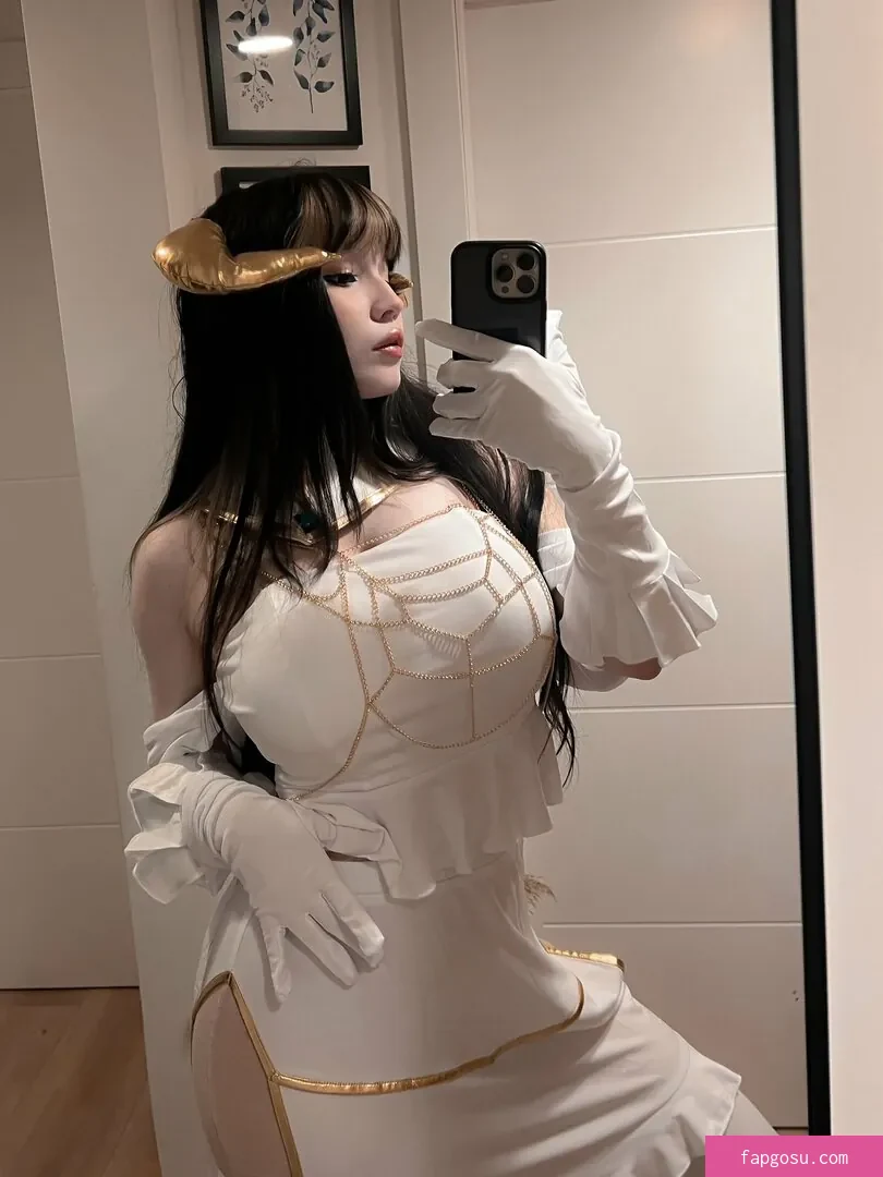 Shini Waifu
