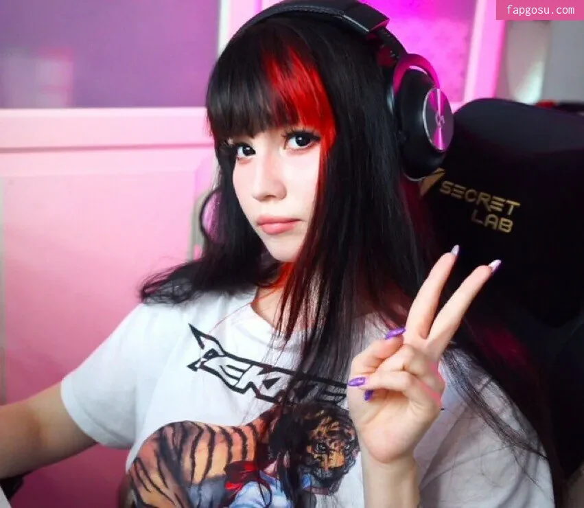 Shini Waifu