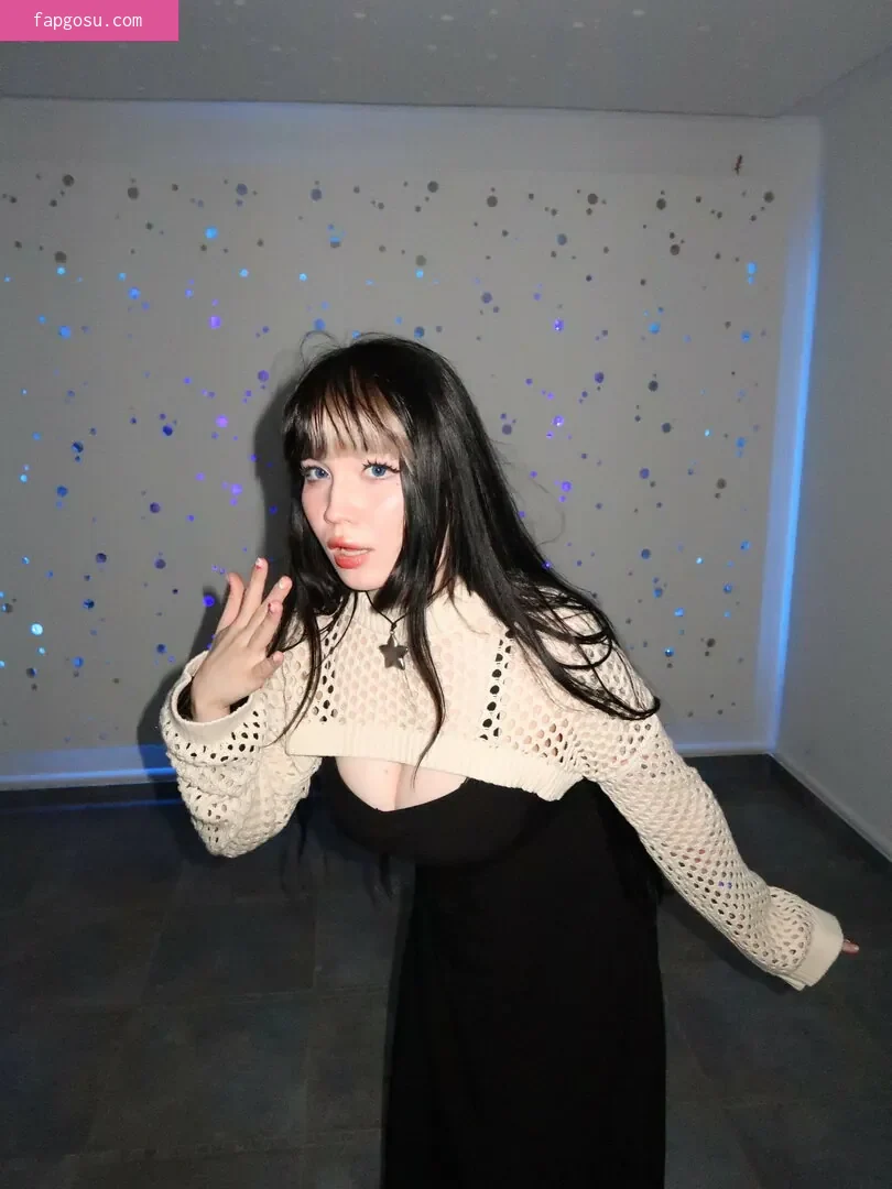 Shini Waifu