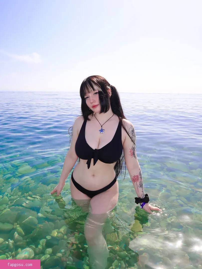 Shini Waifu