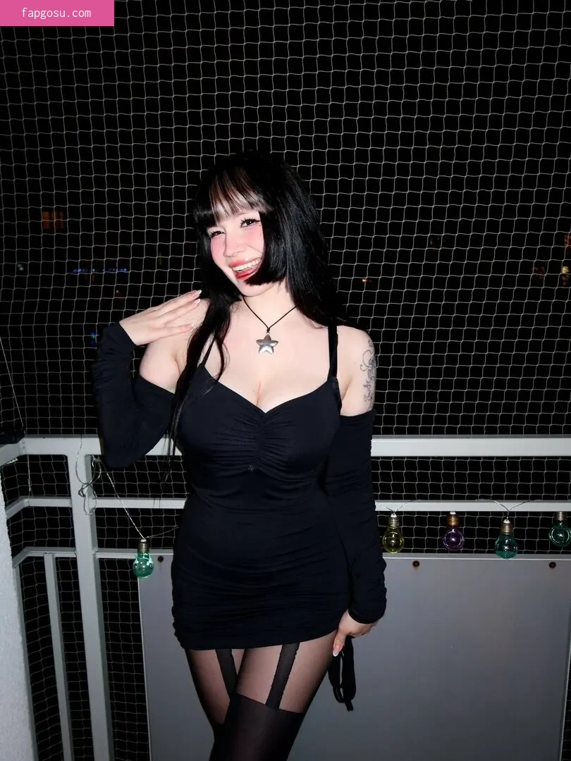 Shini Waifu