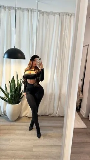 Sylvia Yasmina