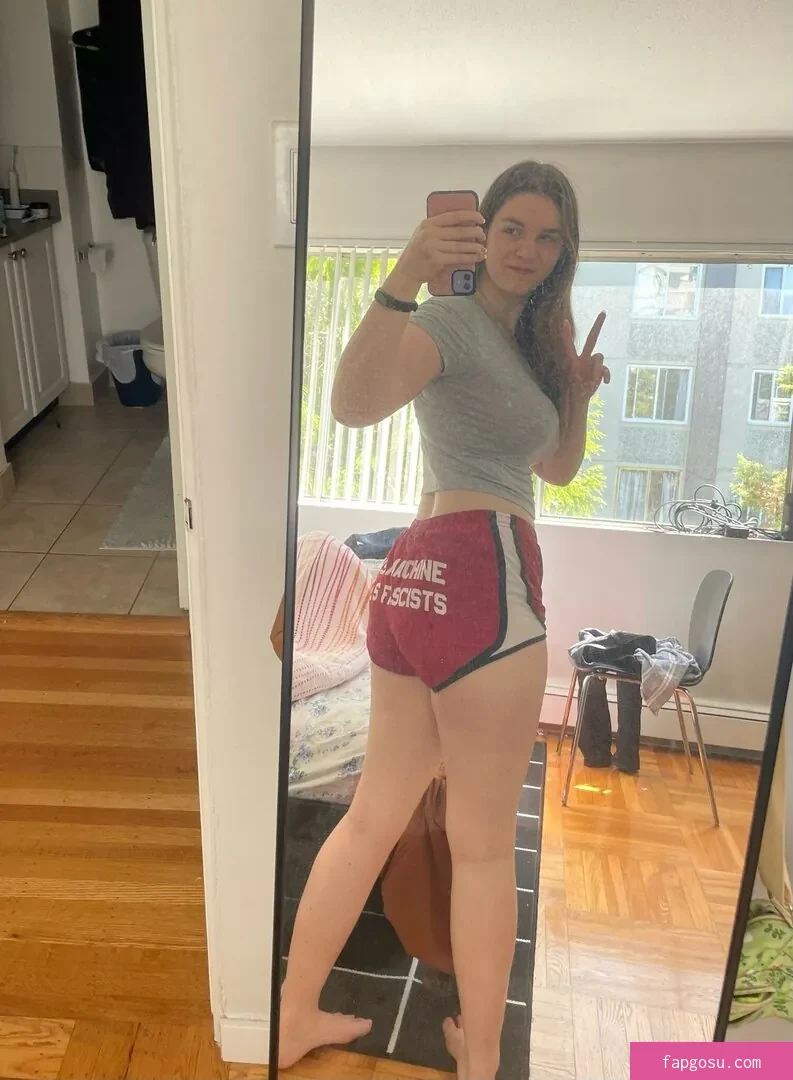 Sarah Z