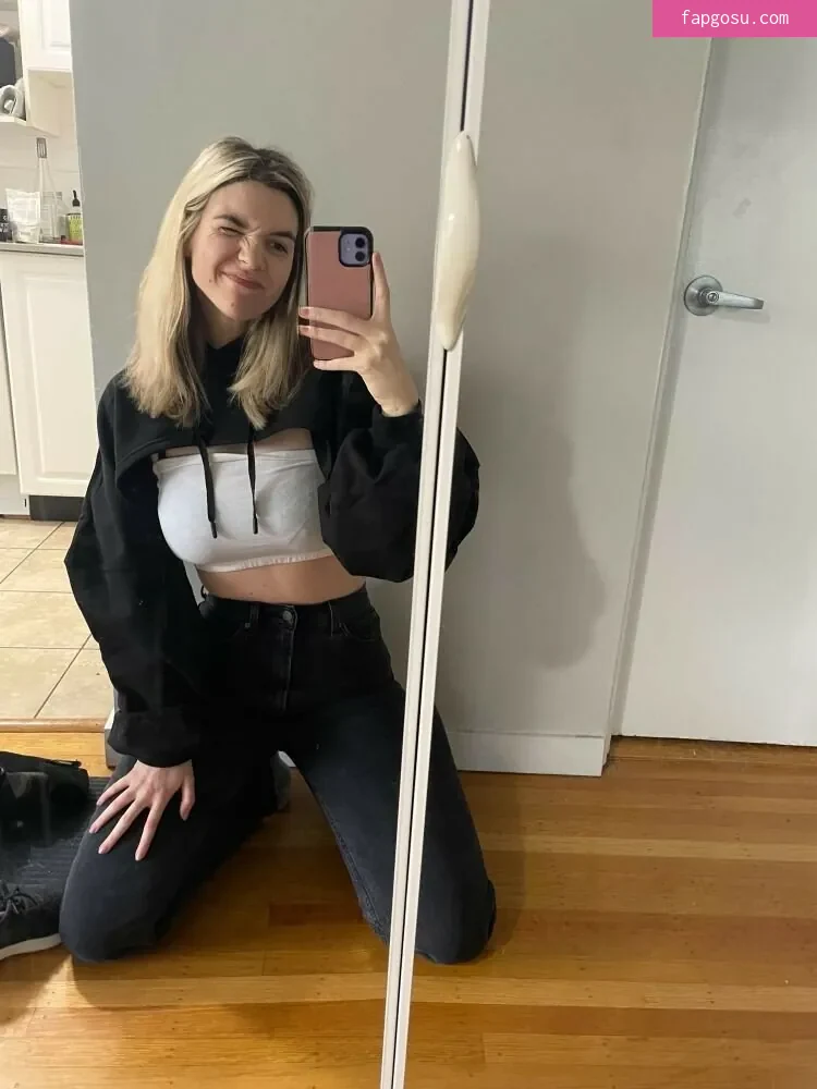 Sarah Z