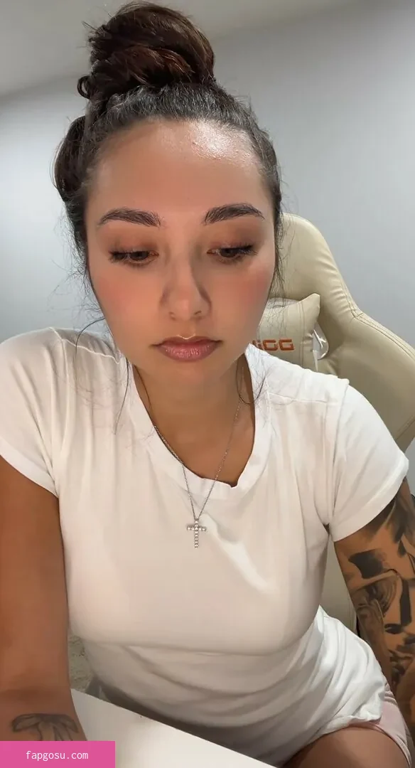 Theegoldenrose