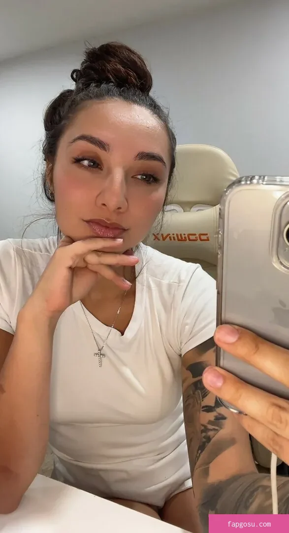 Theegoldenrose