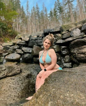 travelingsiren content