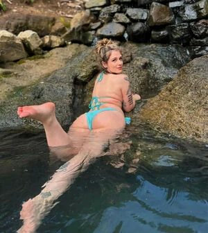 travelingsiren content
