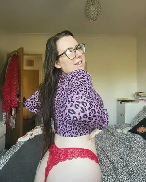 Tamzinisanerd content