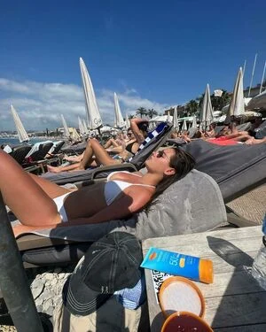 Taya Brooks content